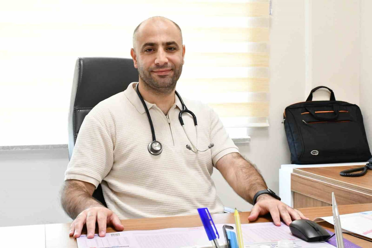 TÜRKİYE’NİN FENİLKETONÜRİNİN EN SIK GÖRÜLDÜĞÜ ÜLKELERDEN BİRİ OLDUĞUNA DİKKAT ÇEKEN DOÇ. DR. KURT...