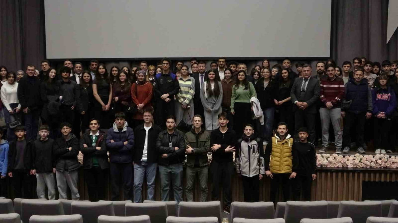 TÜRKİYE’NİN İKİNCİ ASTRONOTU TUVA CİHANGİR ATASEVER, “UZAY FARKINDALIĞI PROGRAMI” KAPSAMINDA...