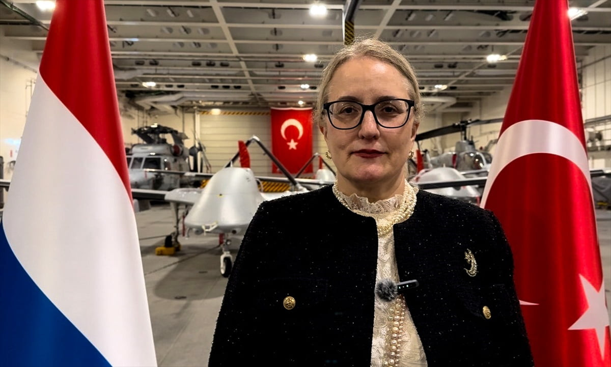 Türkiye’nin Lahey Büyükelçisi Fatma Ceren Yazgan, NATO'nun "Steadfast Dart 2026" tatbikatı...