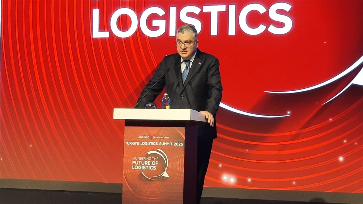 Türkiye’nin taşımacılık ve lojistik sektörünü uluslararası ölçekte buluşturan "Türkiye Logistics...