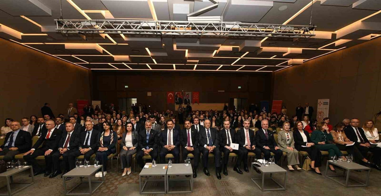 TÜRKONFED YÜRÜTÜCÜLÜĞÜNDE, TÜRKİYE İŞ BANKASI DESTEĞİYLE BEŞ YILDIR SÜRDÜRÜLEN GİRİŞİMDE KADIN...