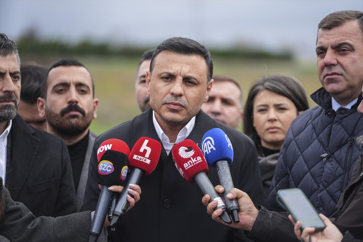 Tutuklanmasının ardından İstanbul Büyükşehir Belediye (İBB) Başkanlığı görevinden uzaklaştırılan...