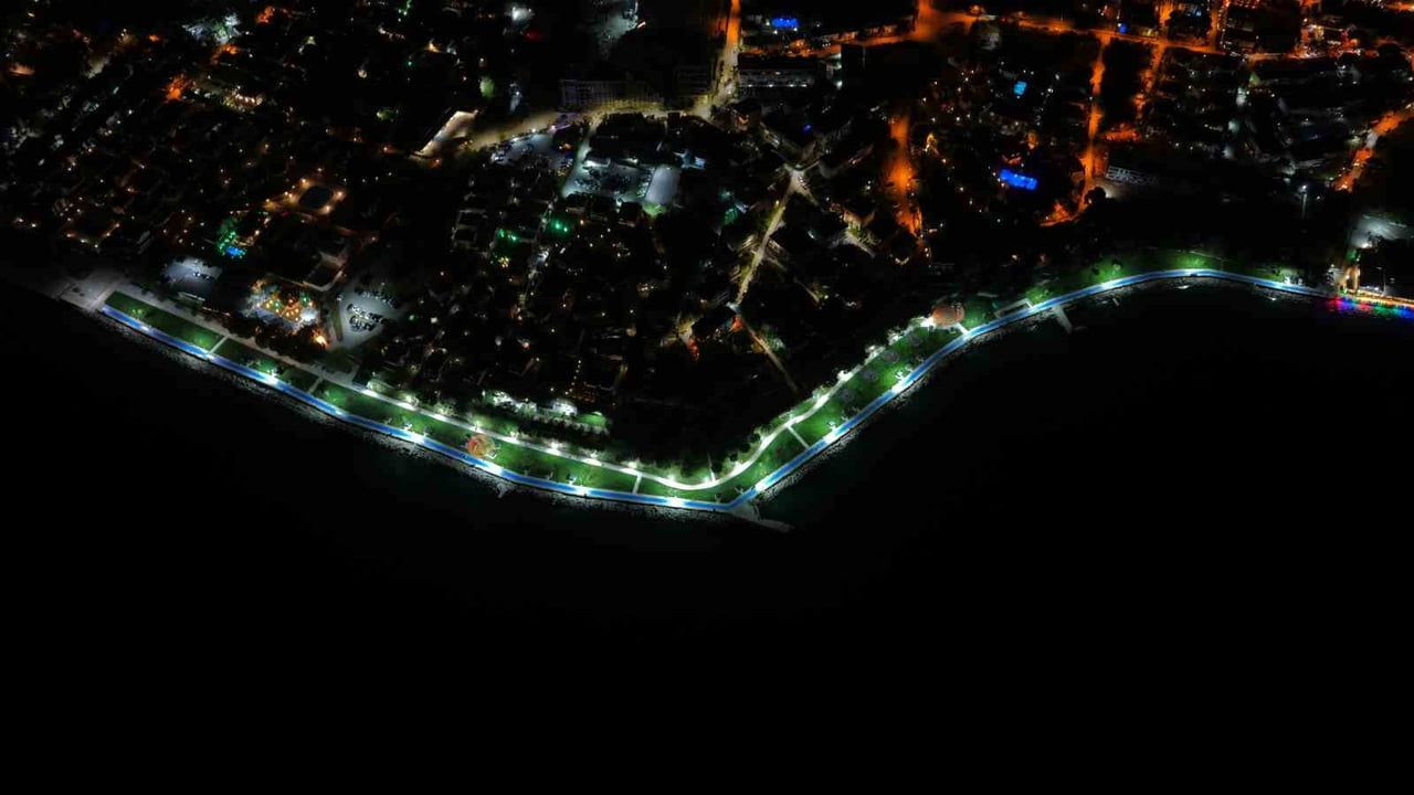 Tuzla'da Yeşil Kıyı Parkı Yenilendi