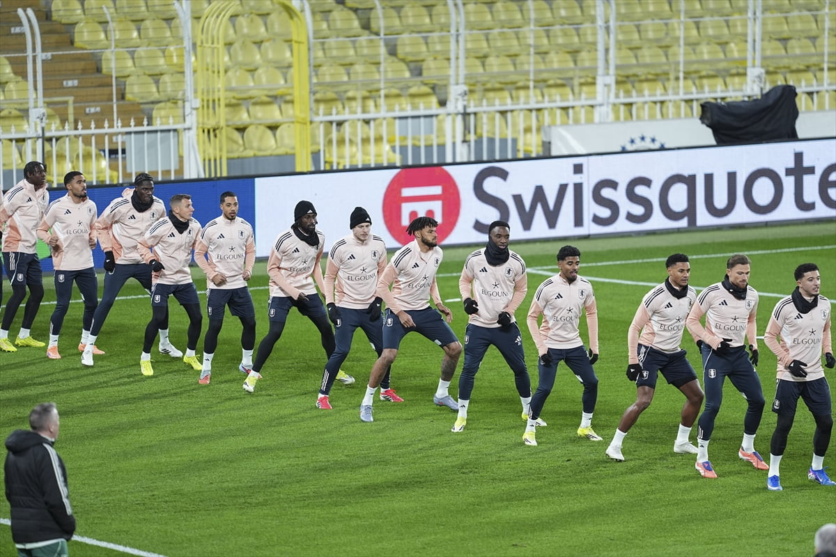 UEFA Avrupa Ligi'nin yedinci haftasında Fenerbahçe ile karşılacak Aston Villa, Chobani Stadı’nda...