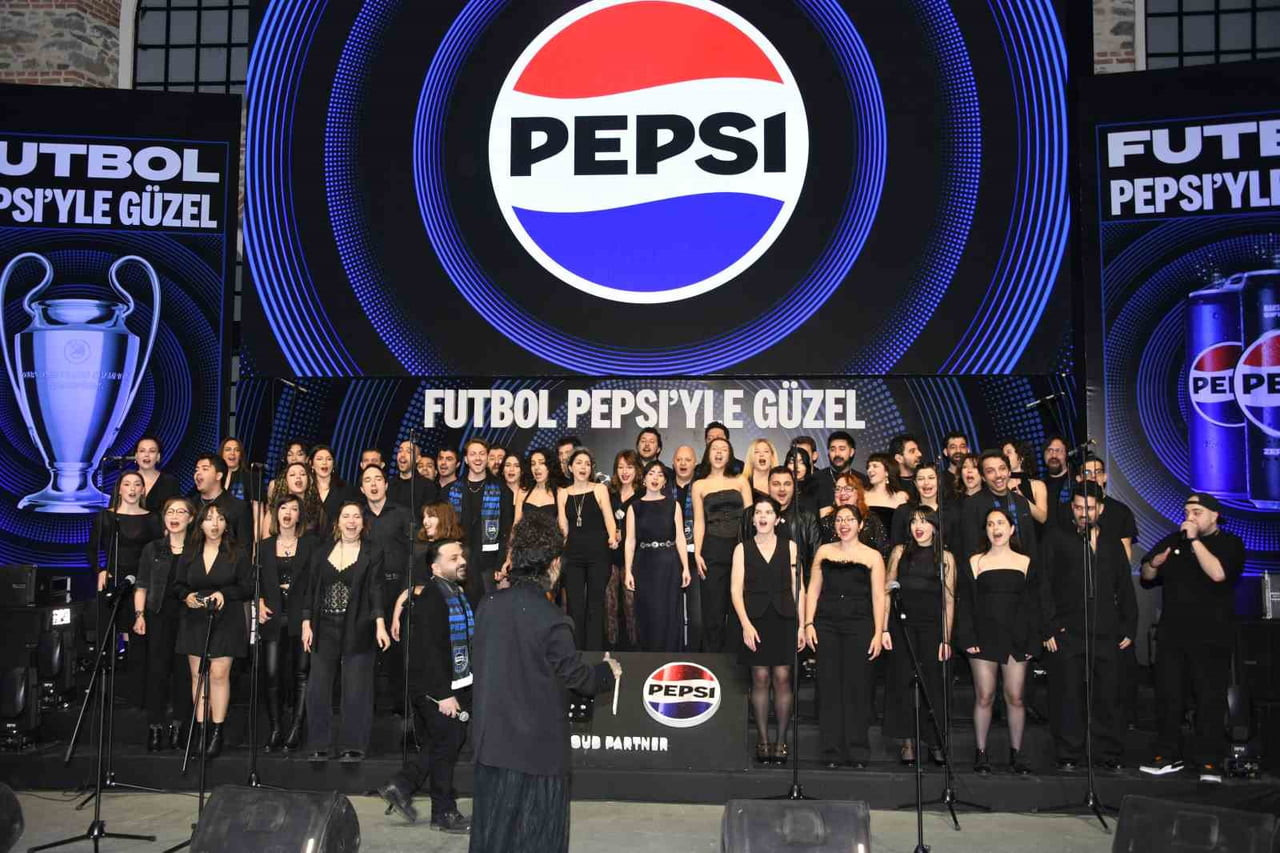 UEFA ŞAMPİYONLAR LİGİ RESMİ SPONSORU PEPSİ, DÜZENLEDİĞİ ÖZEL ETKİNLİKTE FUTBOL DÜNYASINI BİR ARAYA...