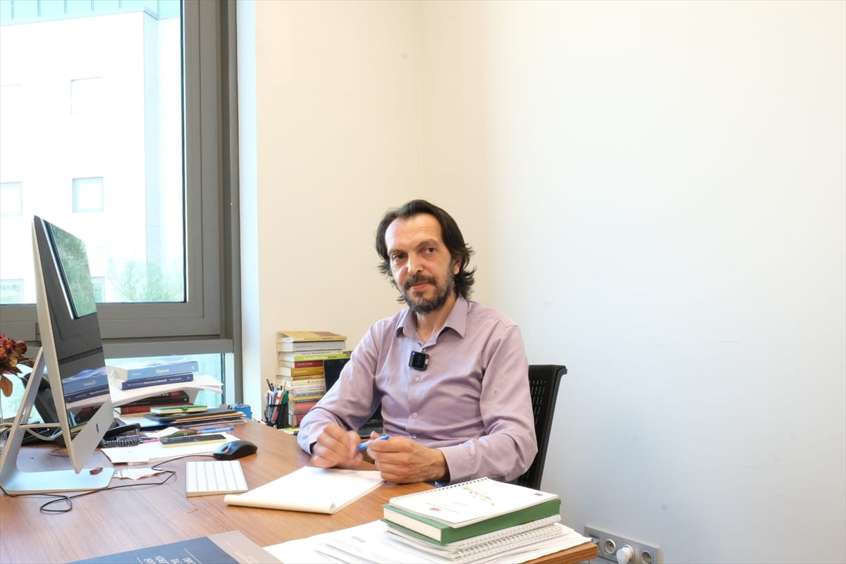 Uganda Savunma Kuvvetleri Komutanı Muhoozi Kainerugaba’nın İsrail’e yönelik açıklamaları...