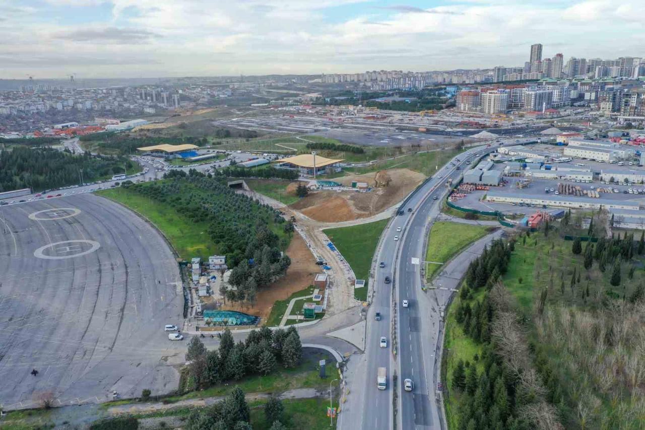 ULAŞTIRMA VE ALTYAPI BAKANI ABDULKADİR URALOĞLU, HALKALI-İSTANBUL HAVALİMANI-GAYRETTEPE HATTI’NIN...