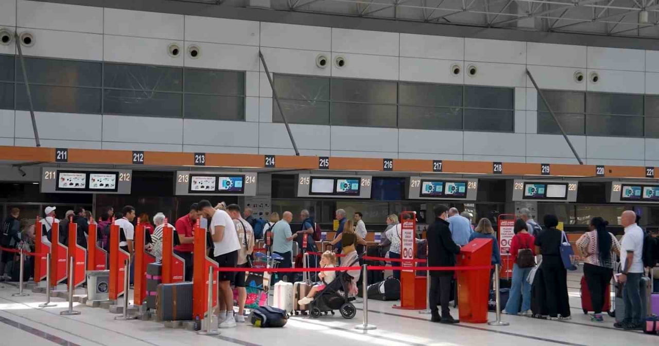 ULAŞTIRMA VE ALTYAPI BAKANI ABDULKADİR URALOĞLU, "GENİŞLEME PROJESİ KAPSAMINDA ANTALYA...