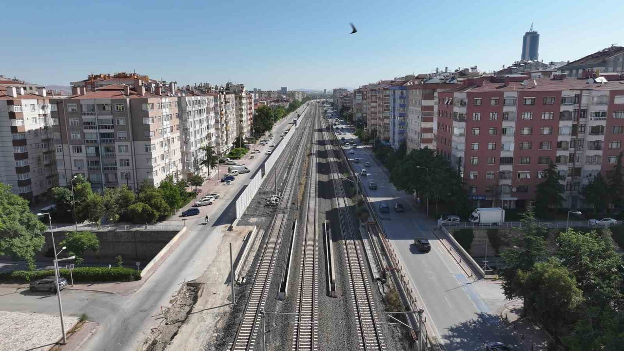 ULAŞTIRMA VE ALTYAPI BAKANLIĞI, TÜRKİYE CUMHURİYETİ DEVLET DEMİRYOLLARI İLE KONYA BÜYÜKŞEHİR...