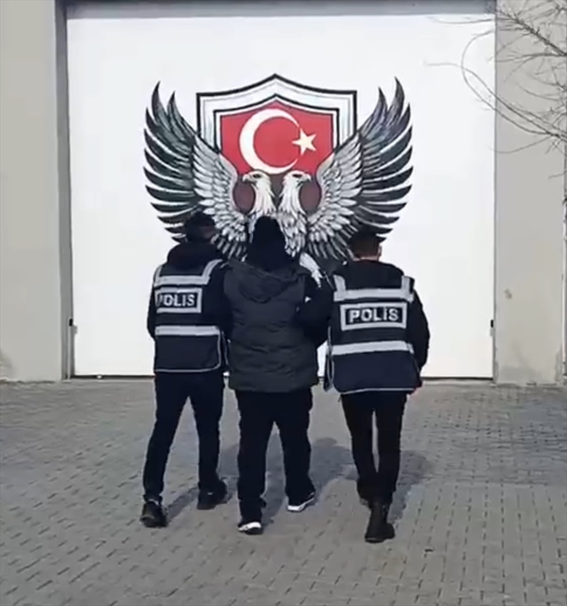 Uluslararası çapta aranan ve 30 yıl hapis cezası bulunan Azerbaycanlı hükümlü, Iğdır'da...