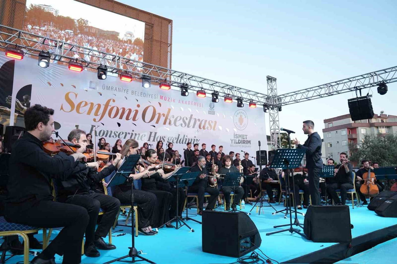 ÜMRANİYE BELEDİYESİ MÜZİK AKADEMİSİ ÖĞRENCİLERİ, ÜMRANİYE BELEDİYESİ TARAFINDAN DÜZENLENEN ÖZEL...