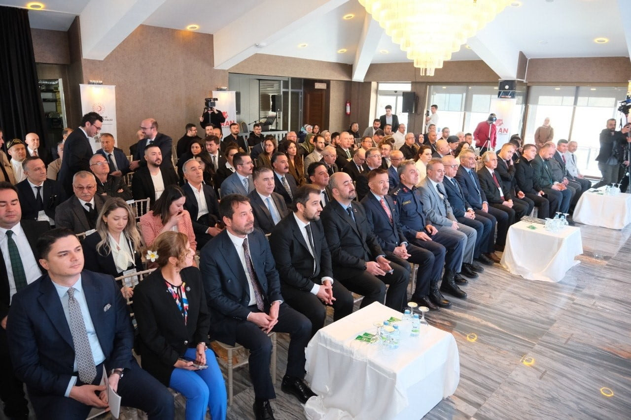 UNESCO ÖĞRENEN ŞEHİRLER YAKLAŞIMI ÇERÇEVESİNDE YEREL KALKINMA VE HAYAT BOYU ÖĞRENME KÜLTÜRÜNÜN...