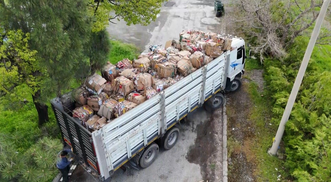 ÜNİVERSİTEDE 76 TON ATIK EKONOMİYE KAZANDIRILDI