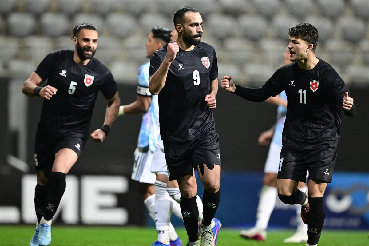 Ürdün ve Kosta Rika A Milli Futbol takımları, Antalya'da Titanic Mardan Palace Spor Kompleksi...