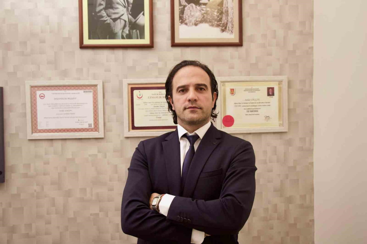 ÜROLOJİ UZMANI DOÇ. DR. SERDAR YALÇIN