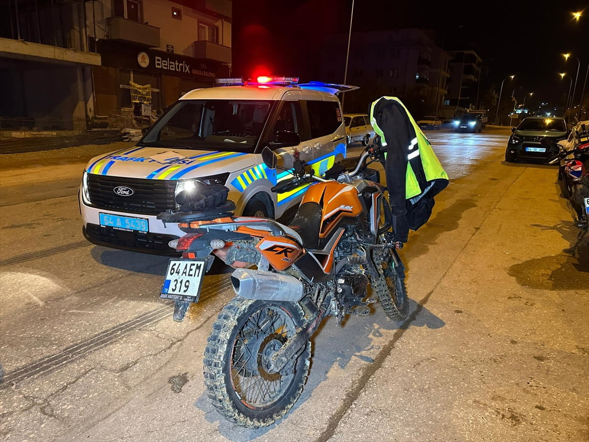 Uşak'ta motosikletin çarptığı yaşlı adam kaldırıldığı hastanede hayatını kaybetti, sürücü...