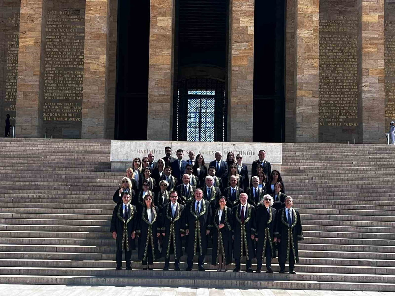 UYUŞMAZLIK MAHKEMESİ BAŞKANI RIDVAN GÜLEÇ, MAHKEMENİN 81’İNCİ KURULUŞ YIL DÖNÜMÜ MÜNASEBETİYLE ÜYE...