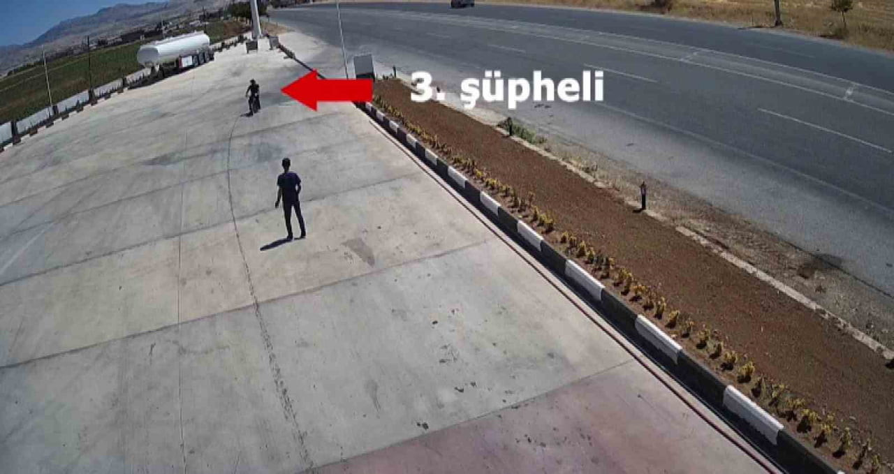 UYUŞTURUCU OPERASYONU KAMERALARA YANSIMIŞTI (ARŞİV)