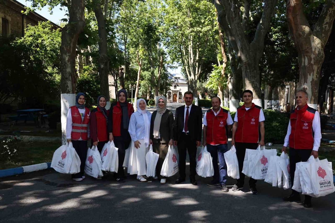 VAKIFLAR GENEL MÜDÜRLÜĞÜ İSTANBUL VAKIFLAR 1. BÖLGE MÜDÜRLÜĞÜ DARÜLACEZE SAKİNLERİNE YÖNELİK...
