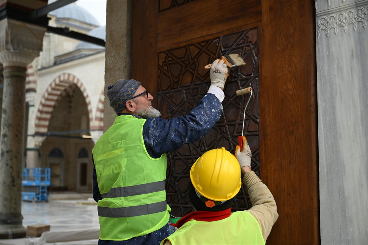 Vakıflar Genel Müdürlüğü tarafından kapsamlı restorasyondan geçirilen Selimiye Camisi, Ramazan...