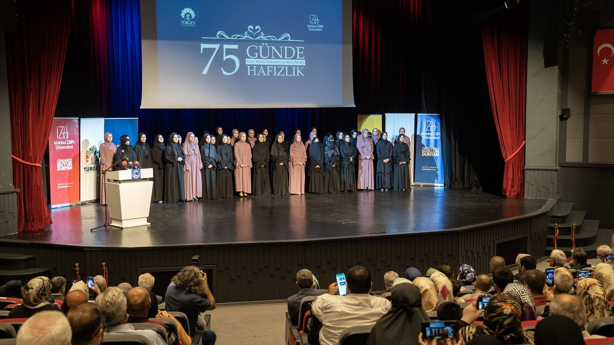 Vakıftan yapılan açıklamaya göre, Türkiye'de gençlerin eğitim süreçlerini çok boyutlu bir...