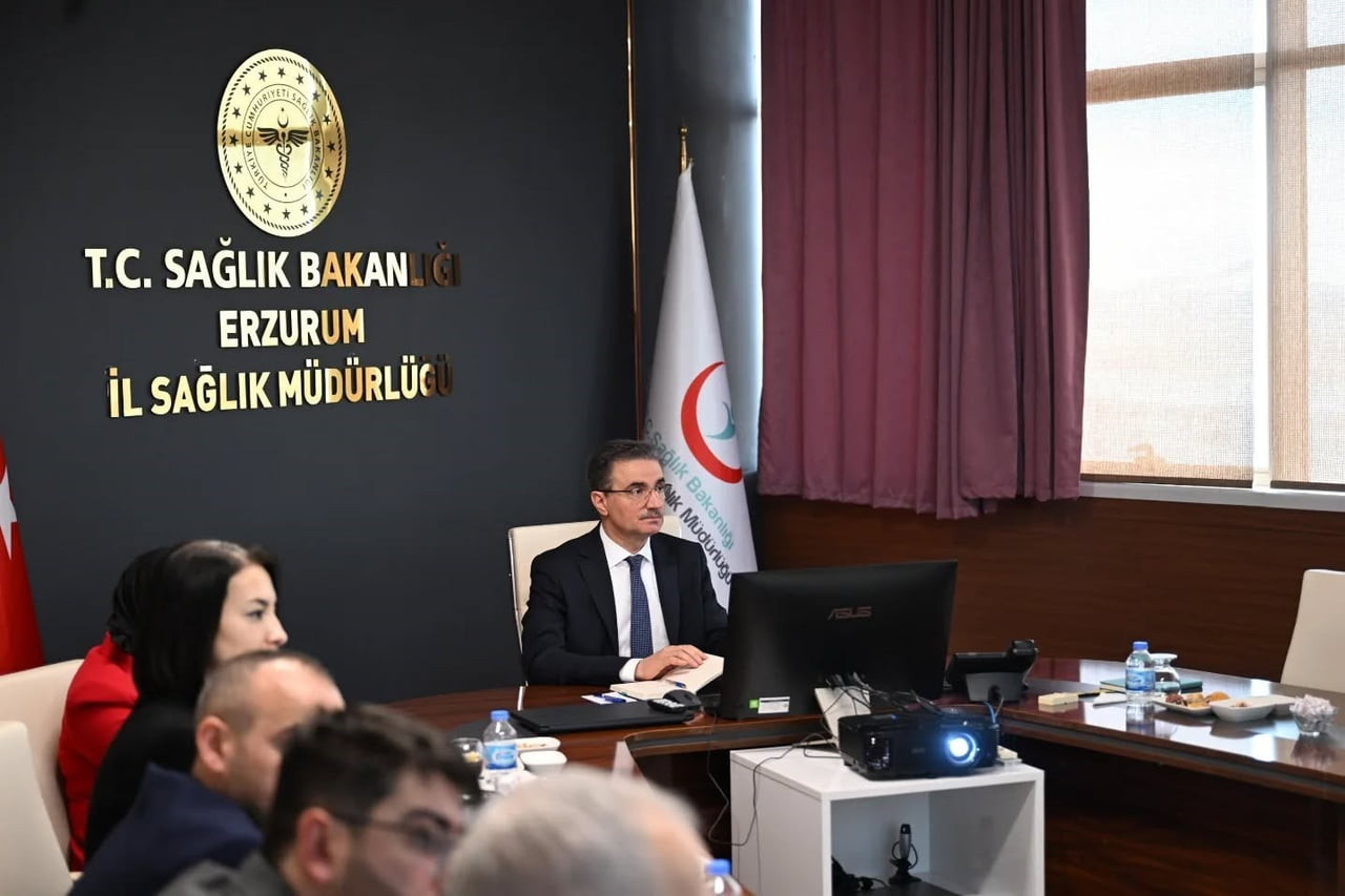 VALİ AYDIN BARUŞ, İL SAĞLIK MÜDÜRLÜĞÜ’NE ZİYARETTE BULUNARAK ERZURUM’DAKİ SAĞLIK HİZMETLERİ...