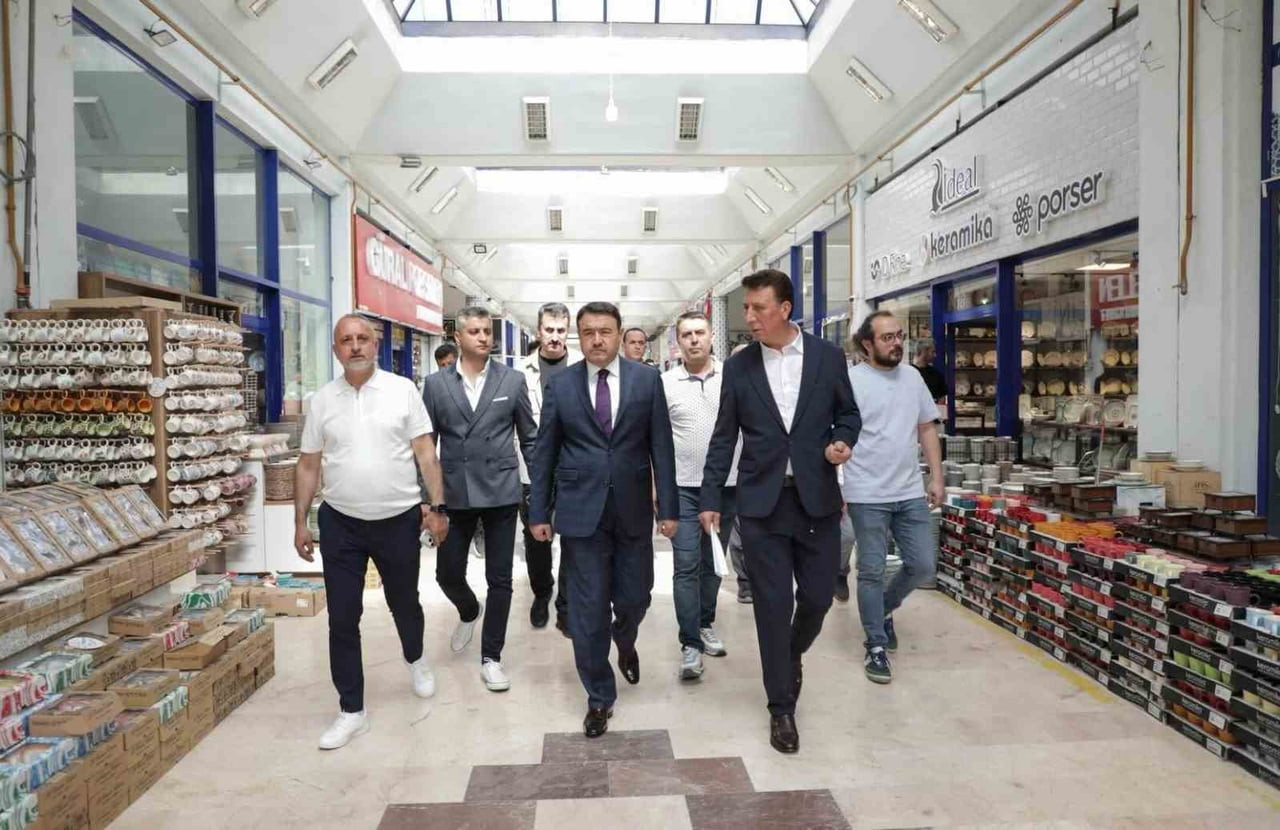 VALİ MUSA IŞIN’DAN KERVANSARAY ÇİNİCİLER ÇARŞISI’NA ZİYARET