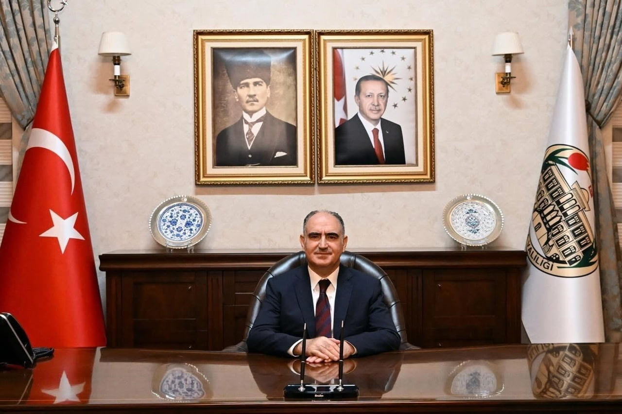 VALİ VAHDETTİN ÖZKAN YAPTIĞI AÇIKLAMADA, "KURBAN BAYRAMI’NIN HUZUR VE GÜVEN İÇERİSİNDE GEÇİRİLMESİ...