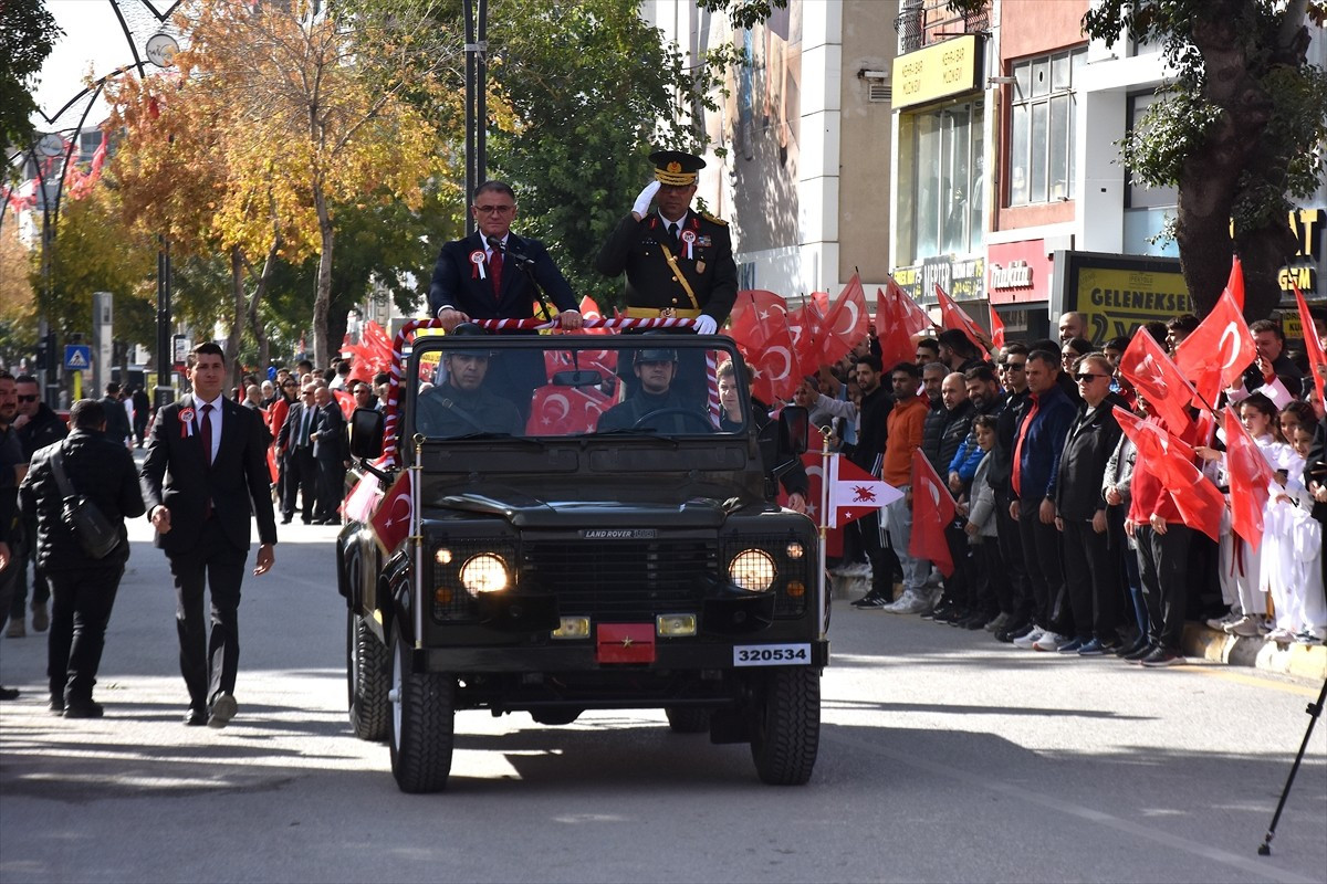 Van, Bitlis, Muş ve Hakkari'de 29 Ekim Cumhuriyet Bayramı ve Cumhuriyet'in 102. yıl dönümü...