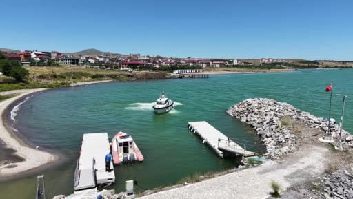 Van Gölü'nde kaçak avcılığa deniz polisinden geçit yok