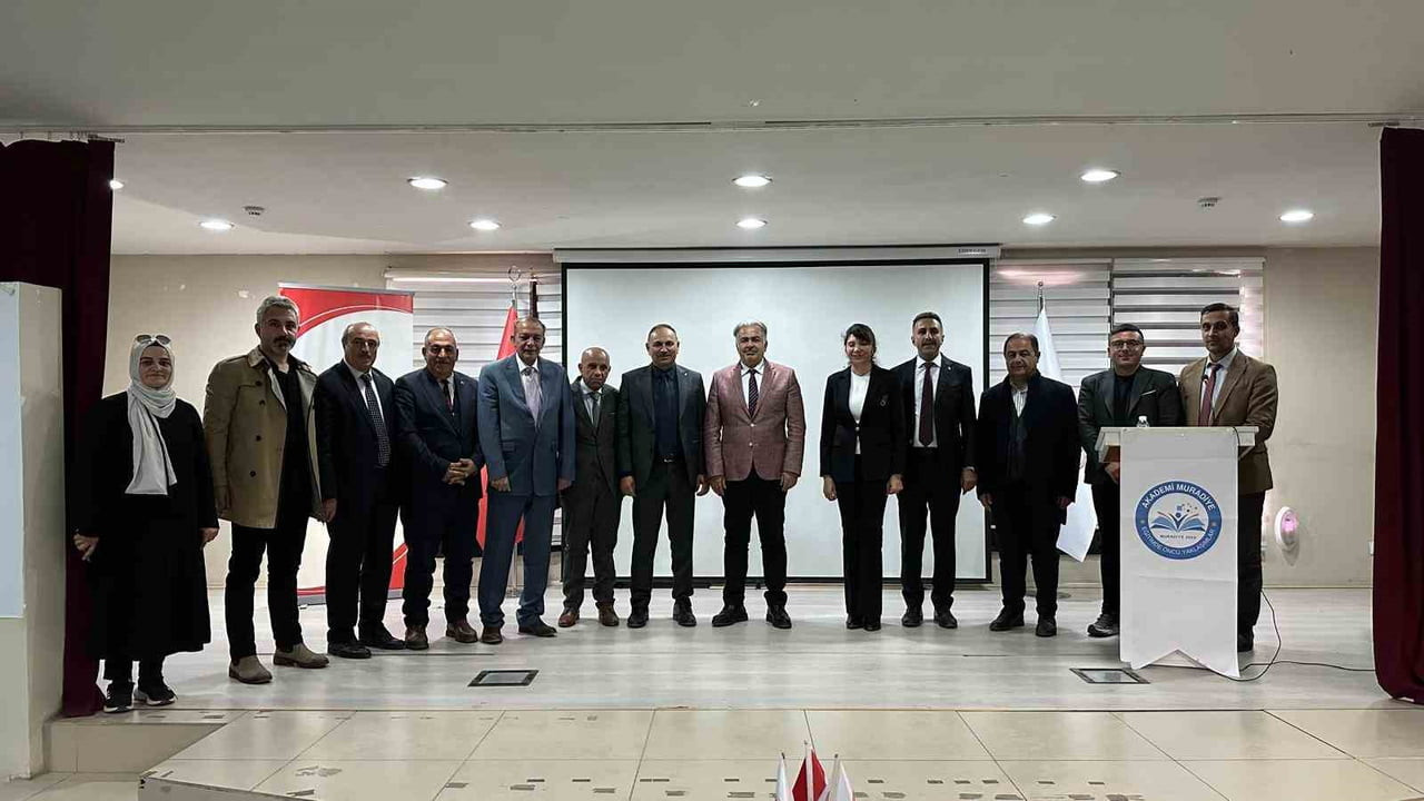 VAN'IN MURADİYE İLÇESİNDE, AKADEMİ MURADİYE 2 PROJESİ KAPSAMINDA "EĞİTİM YÖNETİMİNDE LİDERLİK...