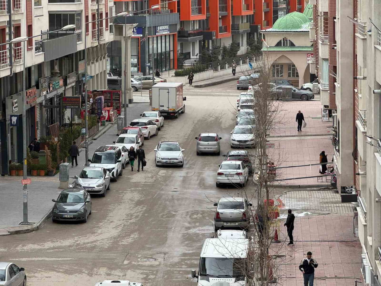 VAN'IN TUŞBA İLÇESİNDE 5.2 BÜYÜKLÜĞÜNDEKİ DEPREM MEYDANA GELDİ.