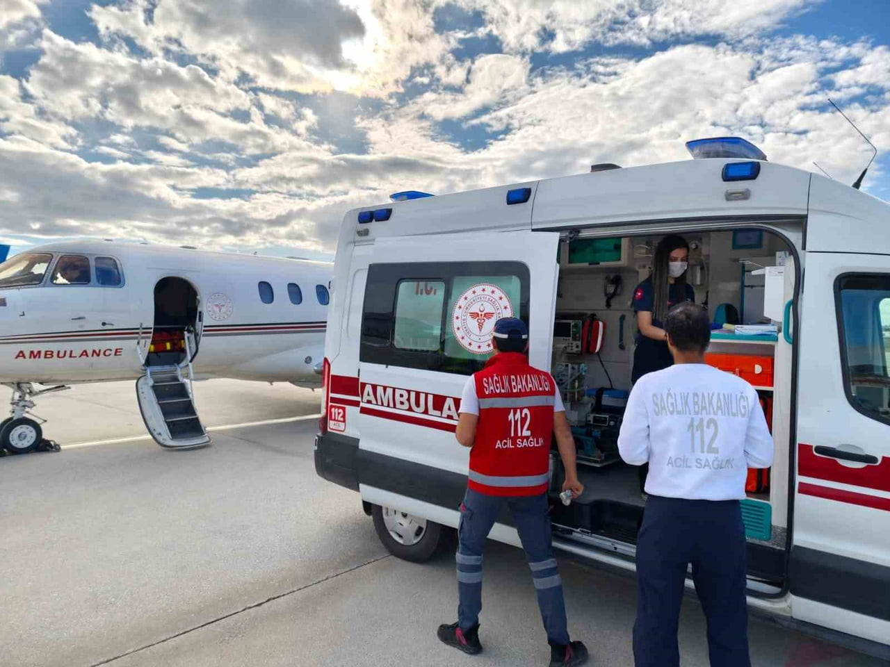 VAN’DA TEDAVİ GÖREN KALP HASTASI BEBEK, AMBULANS UÇAKLA İLE İSTANBUL'A SEVK EDİLDİ.