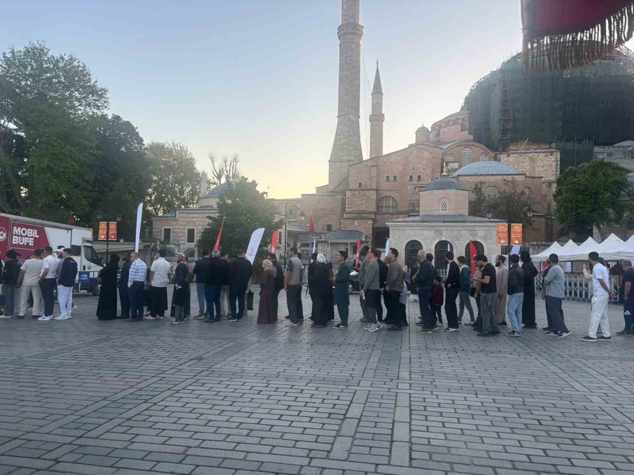 VATANDAŞLAR KURBAN BAYRAMI NAMAZINI AYASOFYA’DA KILDI