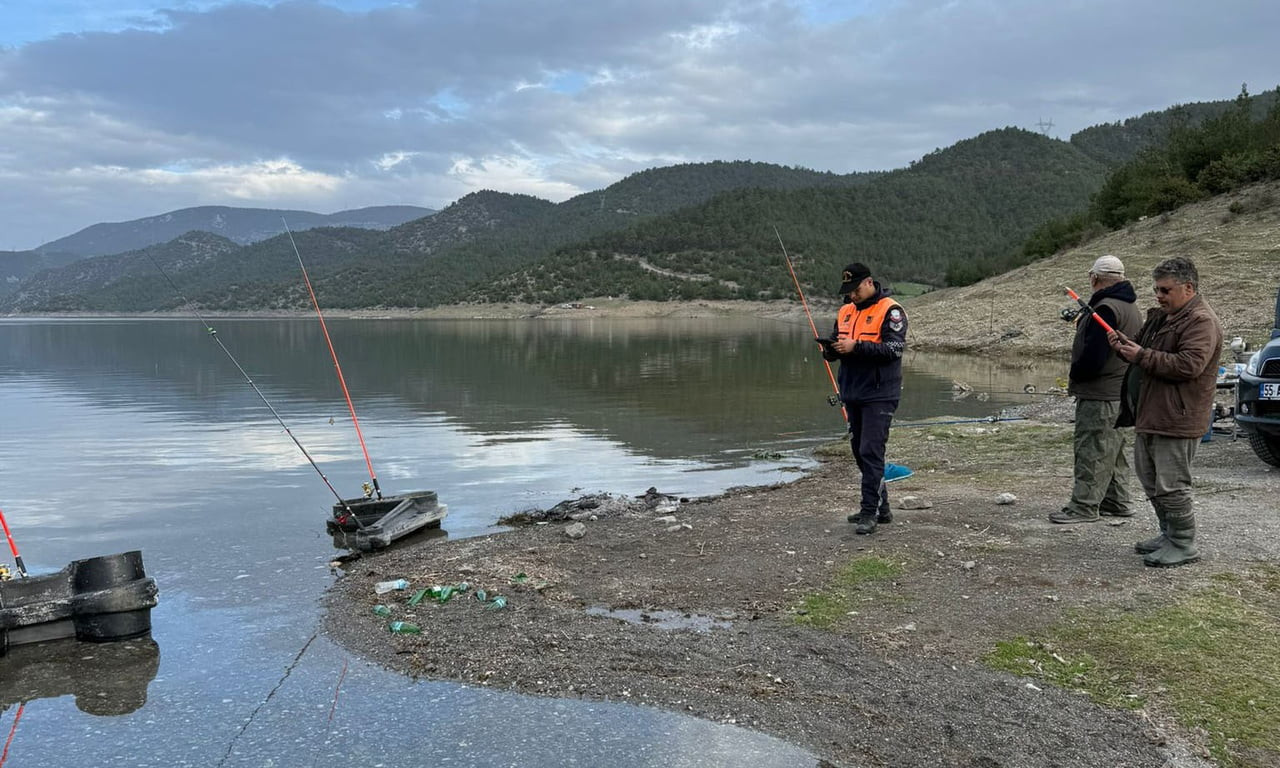 VEZİRKÖPRÜ İLÇESİNDE JANDARMA EKİPLERİ TARAFINDAN YAPILAN DENETİMLERDE KURALLARA UYMAYAN AMATÖR...