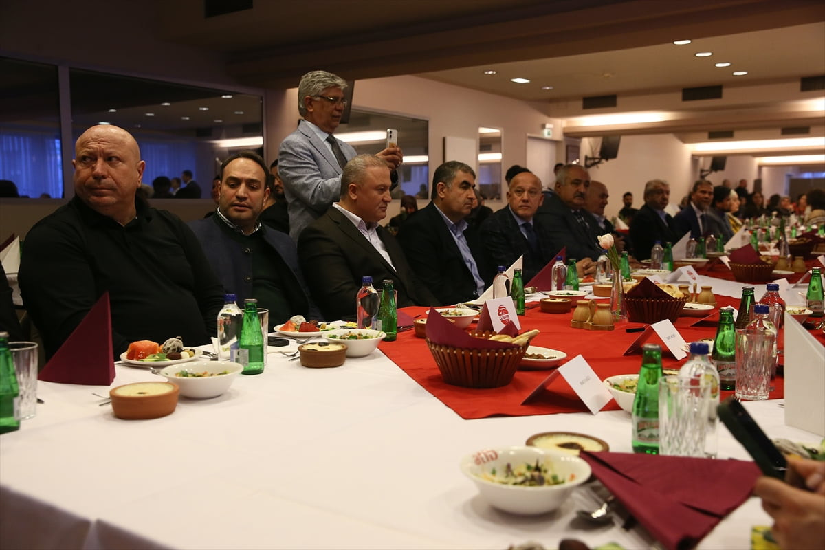 WEFA Uluslararası İnsani Yardım Organizasyonu, Avusturya'nın başkenti Viyana'da iftar programı...
