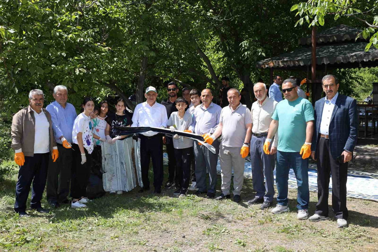YAHYALI BELEDİYESİ TARAFINDAN 5 HAZİRAN DÜNYA ÇEVRE GÜNÜ KAPSAMINDA ÇAĞLAYAN MAHALLESİ MESİRE VE...