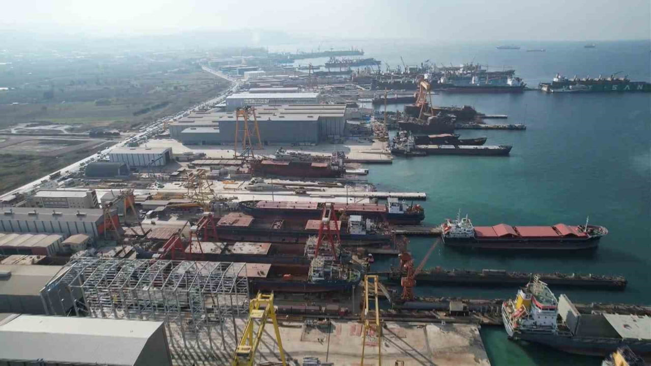 YALOVA’DA 2026 YILININ İLK 3 AYINDA YAPILAN İHRACAT BİR ÖNCEKİ YILIN AYNI DÖNEMİNE GÖRE YÜZDE 127...