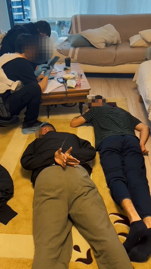 YALOVA’DA DEAŞ TERÖR ÖRGÜTÜNE YÖNELİK DÜZENLENEN OPERASYONDA GÖZALTINA ALINAAN 5 ŞÜPHELİDEN 2’Sİ...
