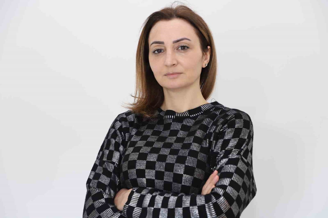 YAPAY ZEKA İLE BİYOİNFORMATİĞİN STRATEJİK GÜCÜNE DİKKAT ÇEKEN DOÇ. DR. NAZİFE ÇEVİK, YENİ NESİL...