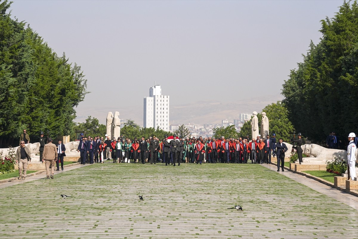Yargıtay Başkanı Ömer Kerkez başkanlığındaki heyet, 2025-2026 adli yıl açılışı dolayısıyla...