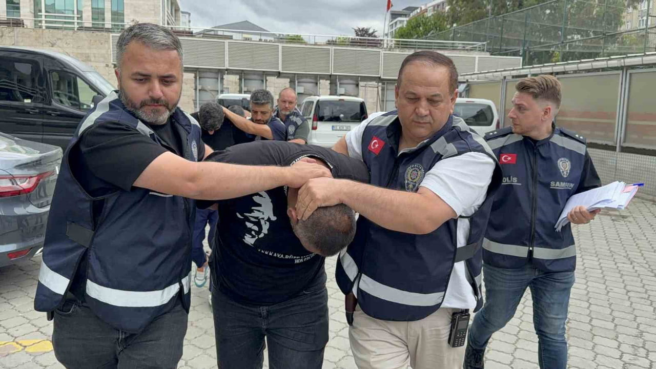 YAŞAR TEKKAYA (38) ADLİYEYE SEVK EDİLDİ.