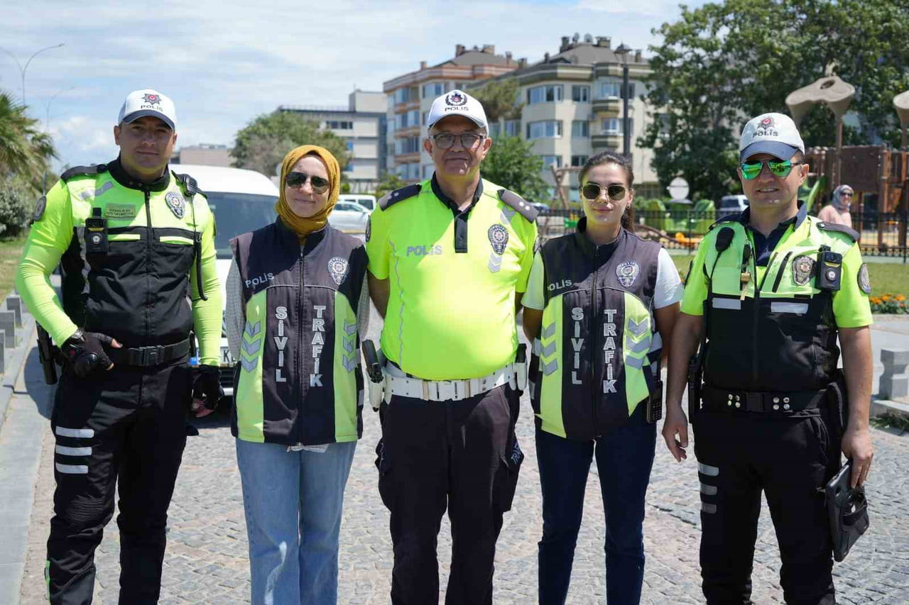 YAZ AYLARIYLA BİRLİKTE SAMSUN'DA ARTAN ARAÇ VE MOTOSİKLET YOĞUNLUĞU, TRAFİK KAZALARINA DA...