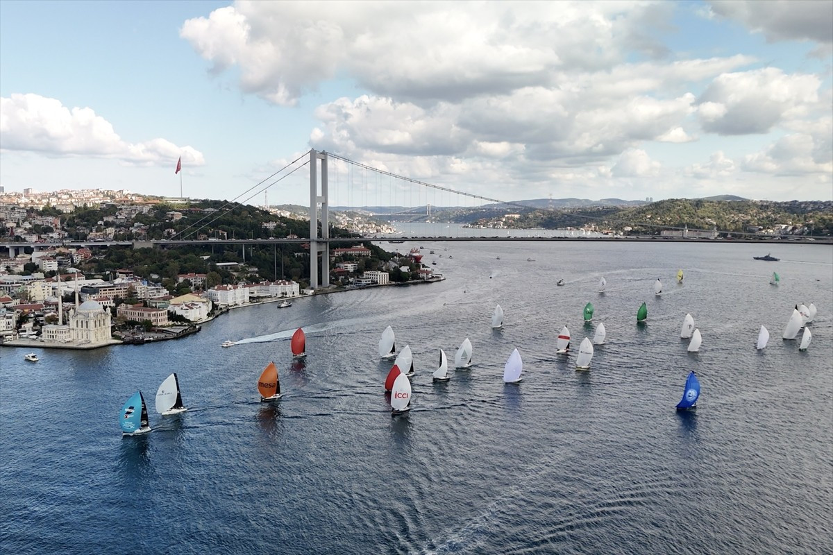 Yelkende bu yıl 24. kez düzenlenen Bosphorus Cup'ta Timofey Zhbankov'un kaptanlığını yaptığı...