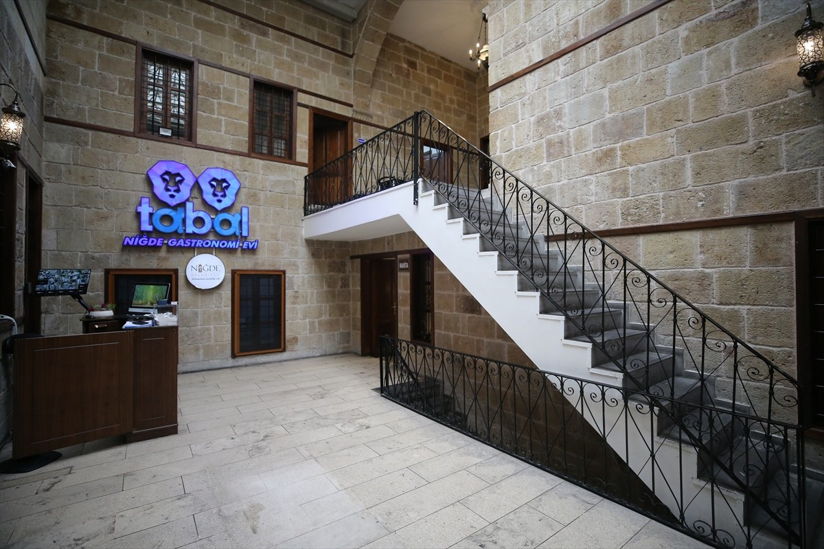 Yemek kültürüyle öne çıkan Tabal Krallığı'nın yaklaşık 2 bin 800 yıl önce hüküm sürdüğü Niğde'de...