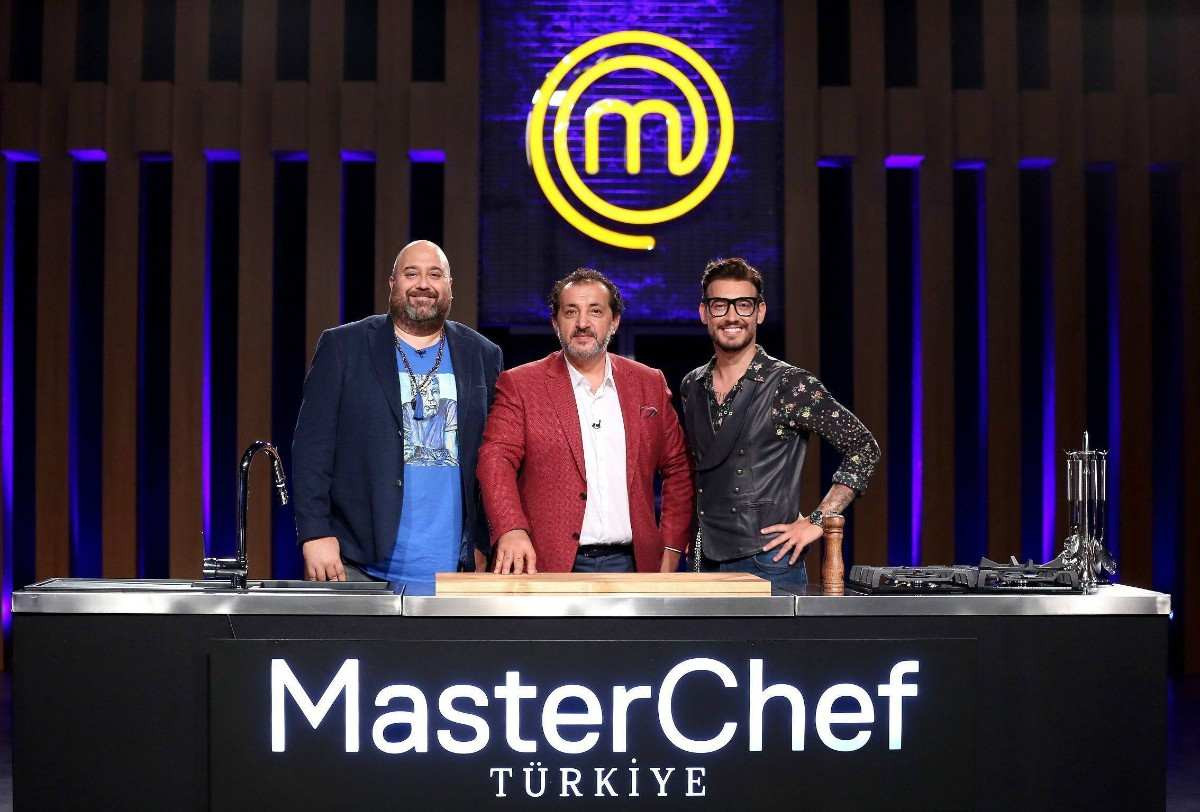 Yeni sezon Masterchef yarışmasında jüri üyeleri değişiyor mu?