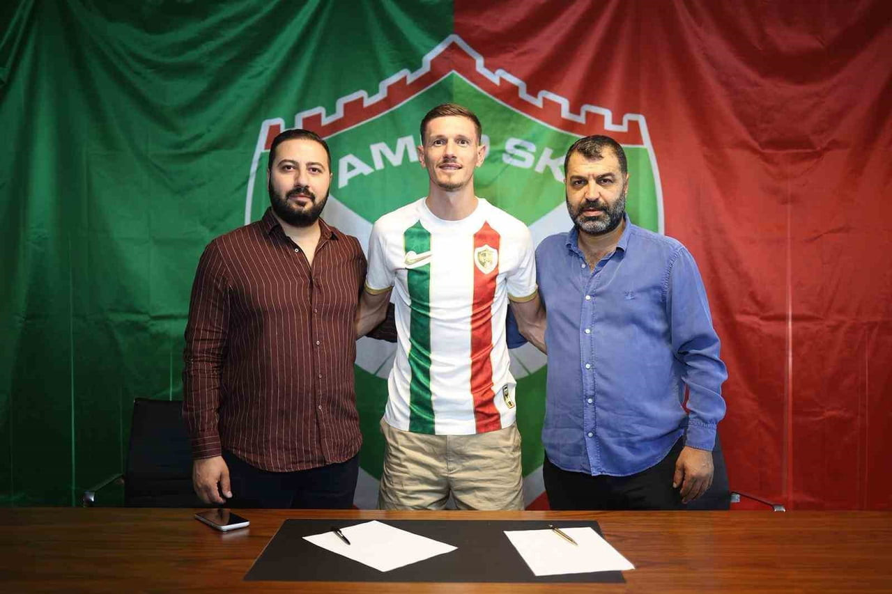 YENİ SEZONDA SÜPER LİG’DE MÜCADELE EDECEK OLAN AMED SPORTİF FAALİYETLER, ERMAL KRASNİQİ’Yİ...