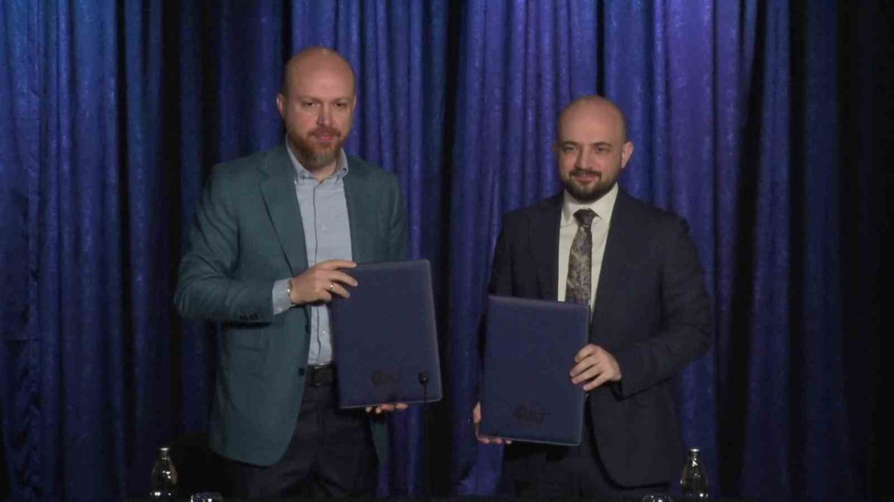 YENİ TÜRKİYE EĞİTİM VAKFI (YETEV) MÜTEVELLİ HEYETİ BAŞKANI NECMEDDİN BİLAL ERDOĞAN, PALET TÜRK...