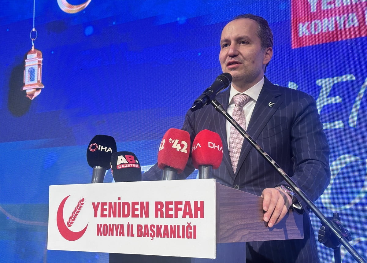 Yeniden Refah Partisi Genel Başkanı Fatih Erbakan, Konya'da, Meram ilçesinde bir düğün ve kongre...