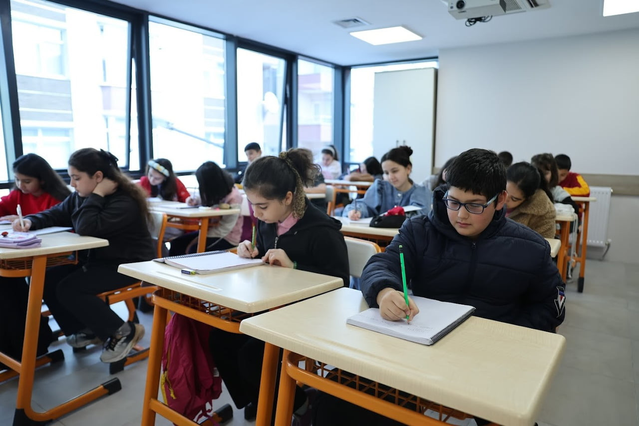 YENİGÜN BİLGİ EVİ AÇILDI